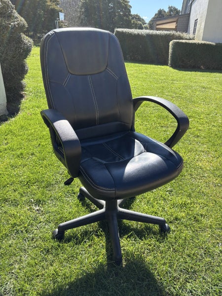 Swivel chair for working at a desk or gaming Carousel 2