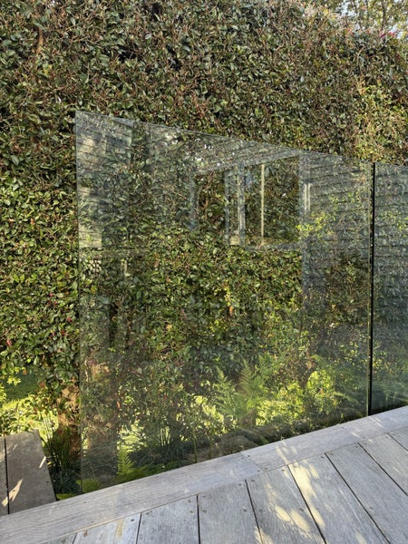 Glass Balustrade Panel with Hardware – 1x Panel Carousel 1