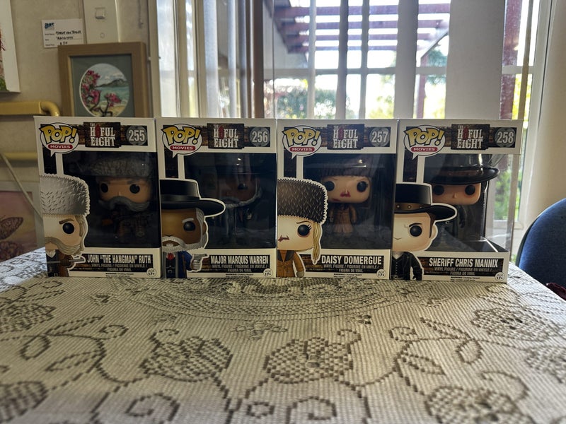 Funko pop vinyl the hateful eight set Carousel 1