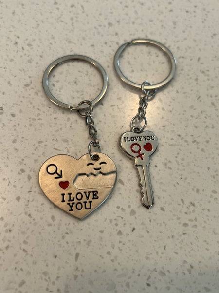 2 Pcs His and Hers Keyrings Carousel 1