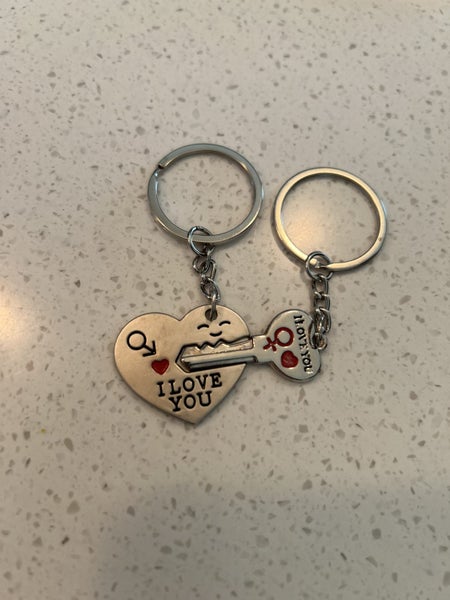 2 Pcs His and Hers Keyrings Carousel 2