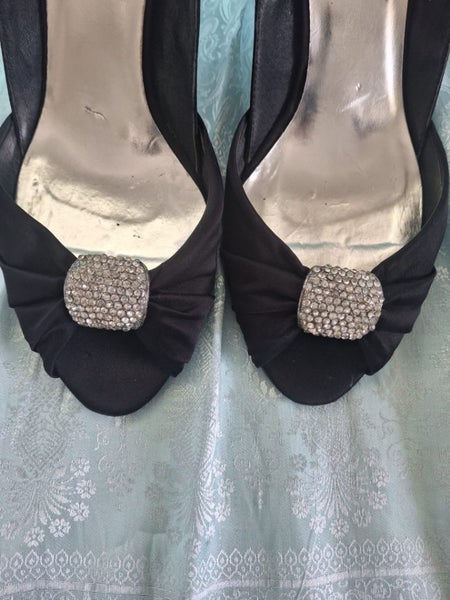 Stunning heels Carousel 4