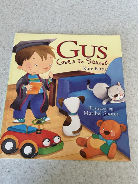 Gus goes to school Carousel 1