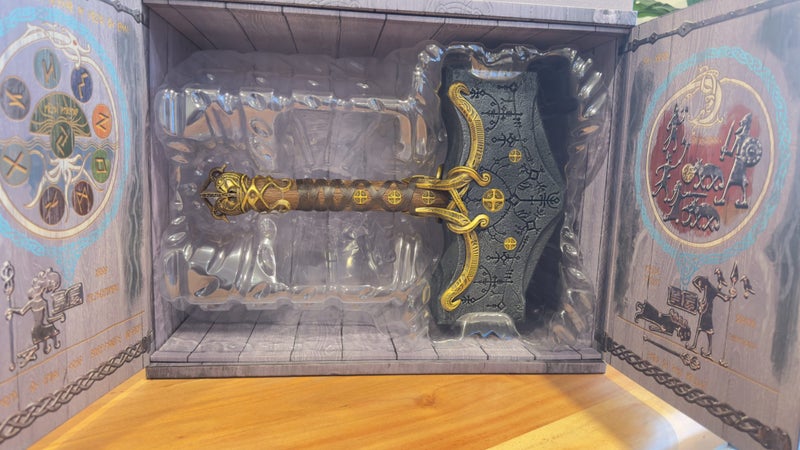 God of War Ragnarök Collector’s Edition – Mjölnir Hammer63617298507011113