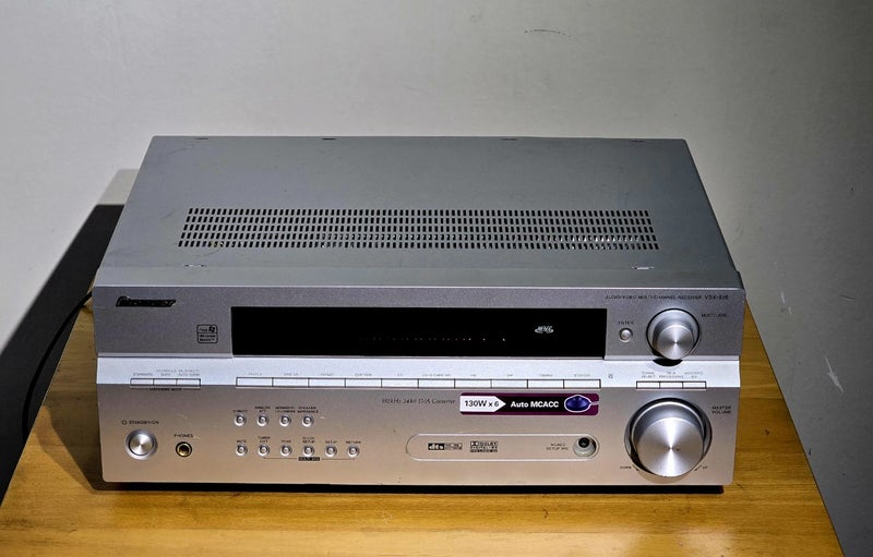 Pioneer Surround AV Receiver – VSX-516S, Good Condition63845745667841112