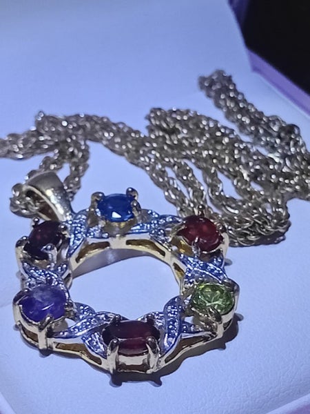 Genuine rare sapphire, garnet, peridot & sapphire 14kt gdp pendant & chain Carousel 9