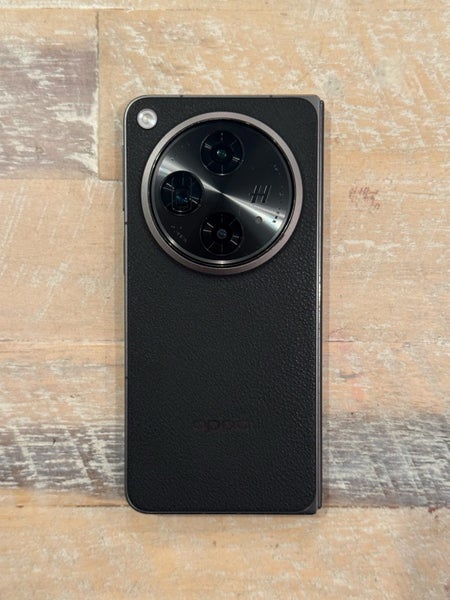 **OPPO Fold N3 ($1 Reserve)**63617299262210113