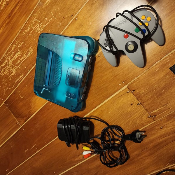 \\N64// Nintendo 64 Console + Controller Carousel 1