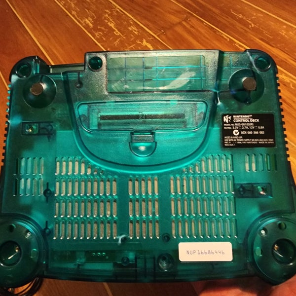 \\N64// Nintendo 64 Console + Controller Carousel 4