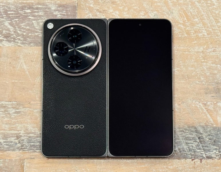 **OPPO Fold N3 ($1 Reserve)**63617299262210111
