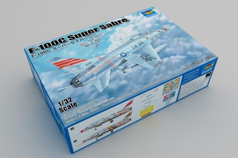 Trumpeter 1/32 North American F-100C Super Sabre (No. 03221)64199090496642110