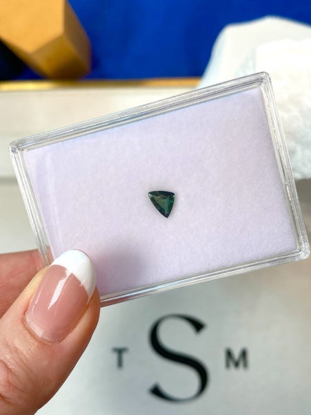 $1 RES ~ $1648 Buy Now * 0.63ct Teal Green Sapphire Carousel 5
