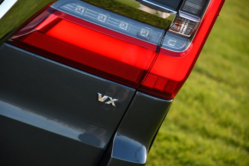 2019 Toyota Granvia LUXURY VX 6 SEATER | Trade Me Motors