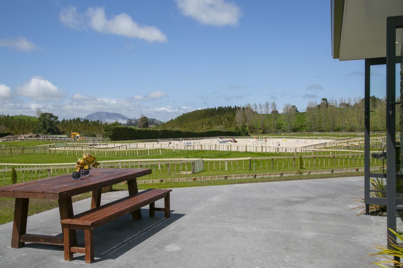 Image 2 of 29