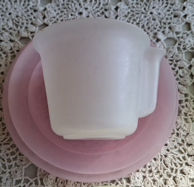 Old Tupper - Millionaire Line - set of 6 trios - date to the 40s or 50s Carousel 2