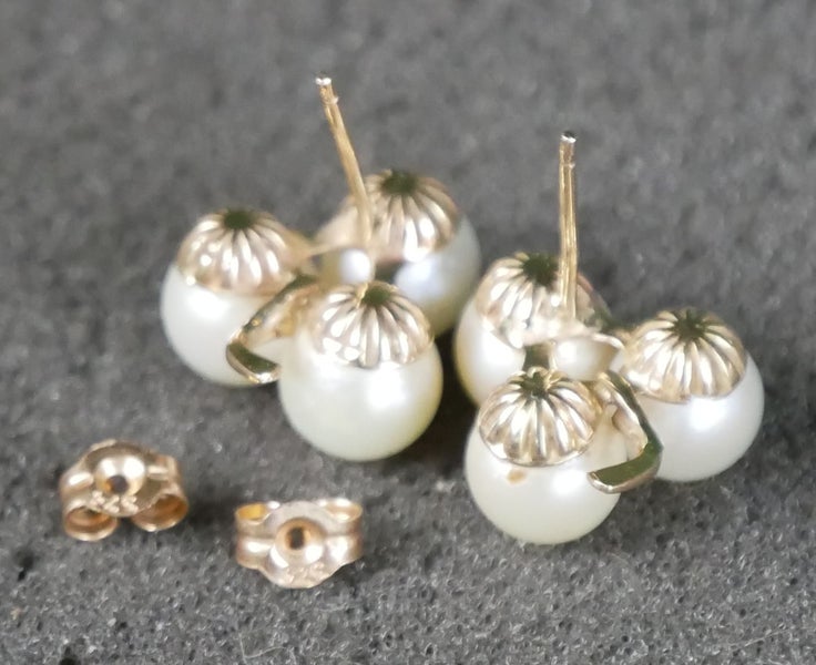 Pair of 14K Gold (Tested) Pearl Triplet Through-Ear Earrings (W/ 9K Butterflies) Carousel 2