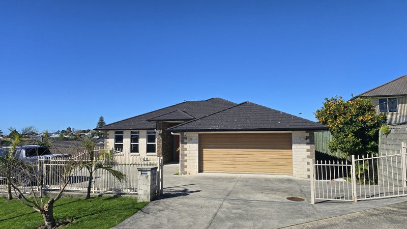 Image 2 of 8