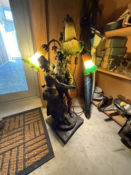 Reproduction Victorian Figural Lamp Carousel 2