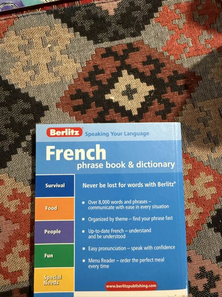 Berlitz FRENCH phrasebook and dictionary, great for the traveller to France! Carousel 6