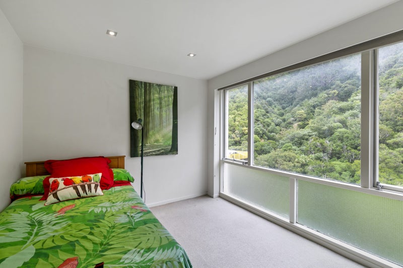 Thorndon, 2 bedrooms636173218352671124