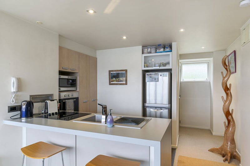 Thorndon, 2 bedrooms63617321835267112