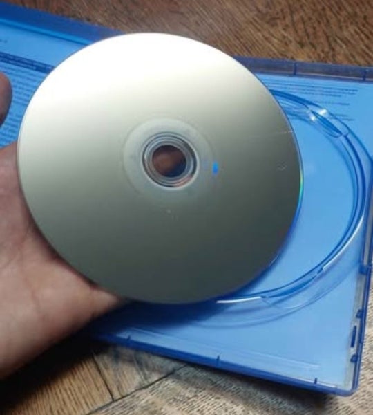 The Escapists 2 - PS4 game - good working condition Carousel 4