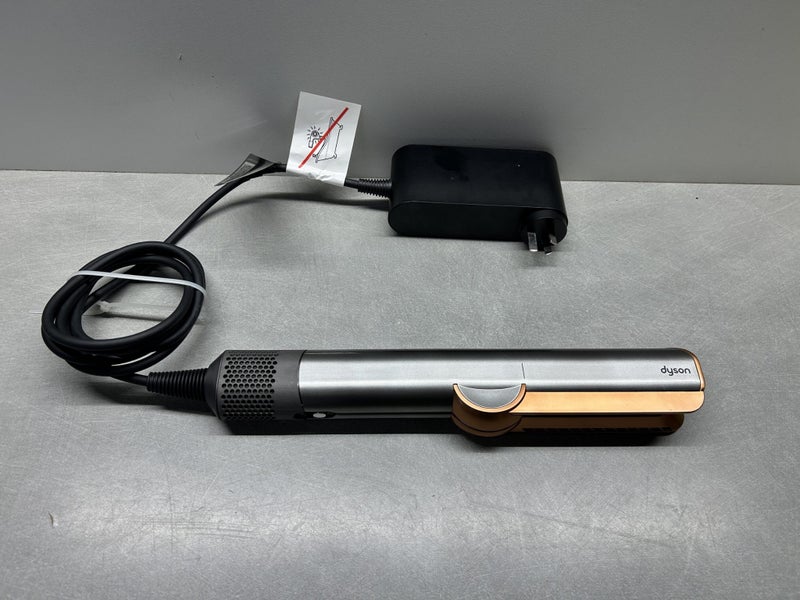 Dyson Airstrait HT01 Professional Straightener – Industry-Leading Shine Carousel 1