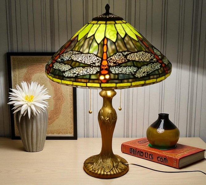 Tiffany Table Lamp (with 16" large 40cm lamp shade) Carousel 1