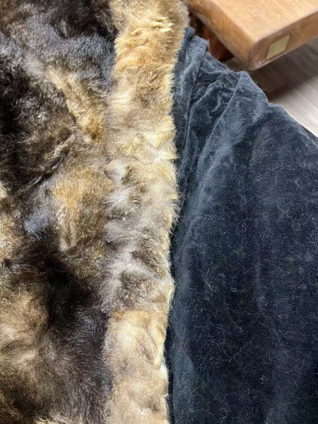 Possum Fur Full Bed Throw Clearance Sale (Final Sale) Carousel 7
