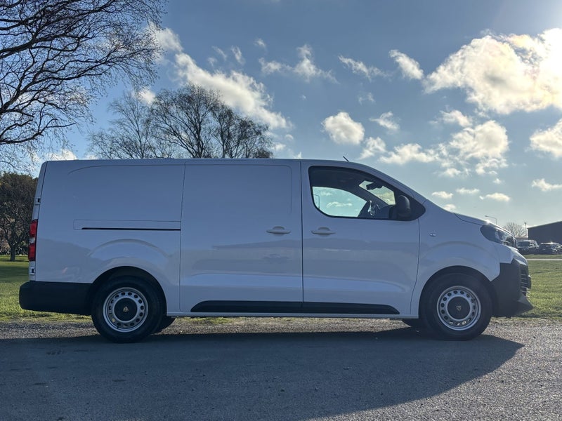 2025 Peugeot Expert Electric 75Kwh LWB63613529486593112