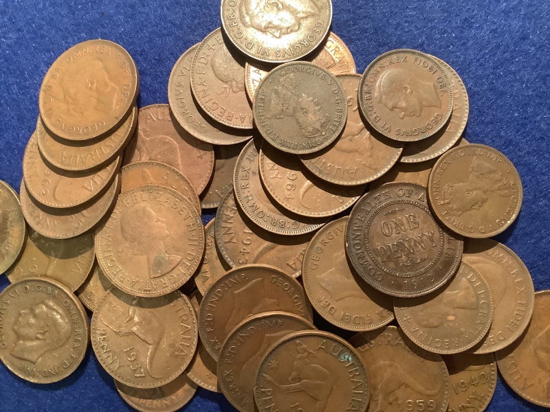 Australia Pennys x 40 Carousel 2