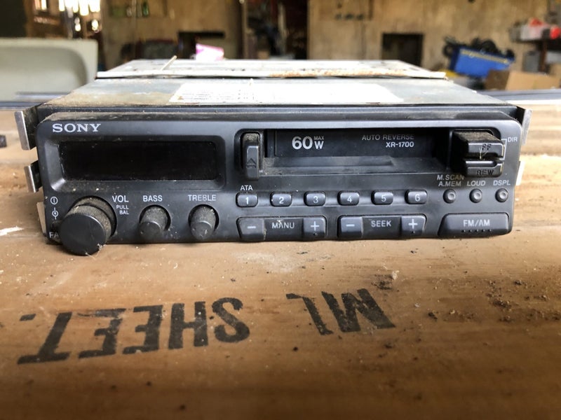 Sony fm/am radio cassette player Carousel 1