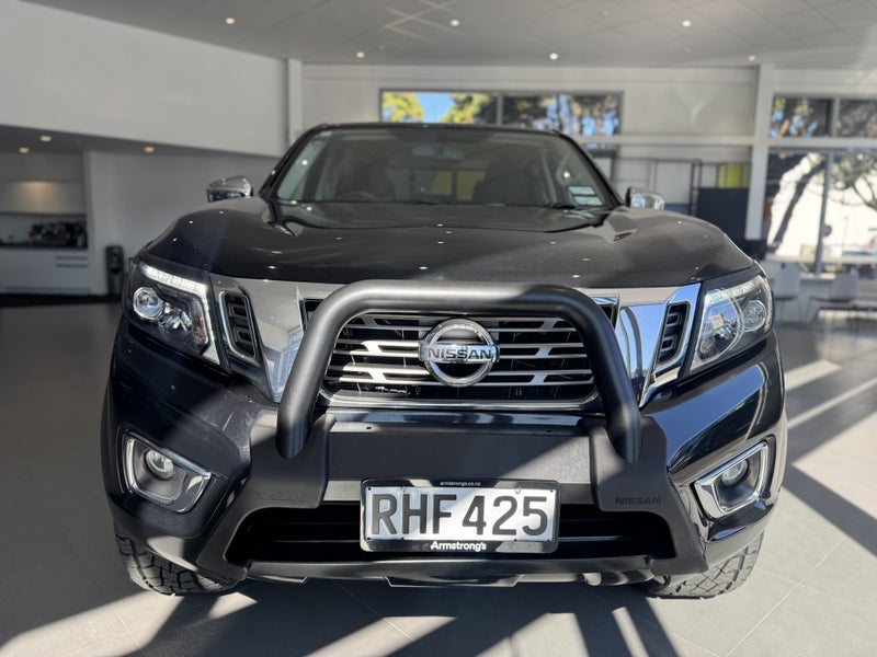 2020 Nissan Navara ST 2.3D/4WD/6MT/UT/463613529674369113