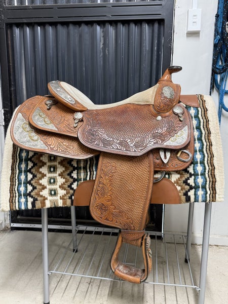 Dale Chavez Show Saddle63617452731777111