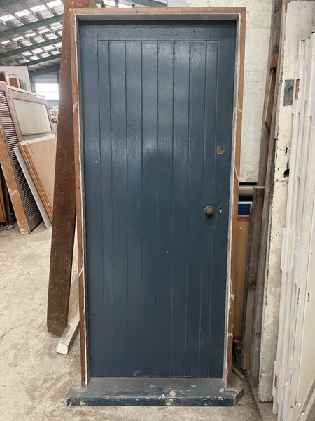 RECYCLED SOLID TIMBER TONGUE AND GROOVE DOOR Carousel 1