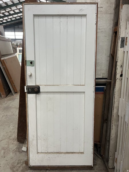 RECYCLED SOLID TIMBER TONGUE AND GROOVE DOOR Carousel 2