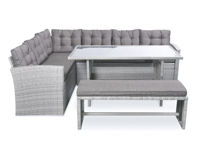 OUTDOOR FURNITURE Carousel 2