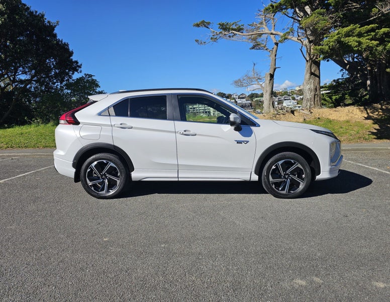 2023 Mitsubishi Eclipse Cross VRX PHEV *4WD*63613530134145112