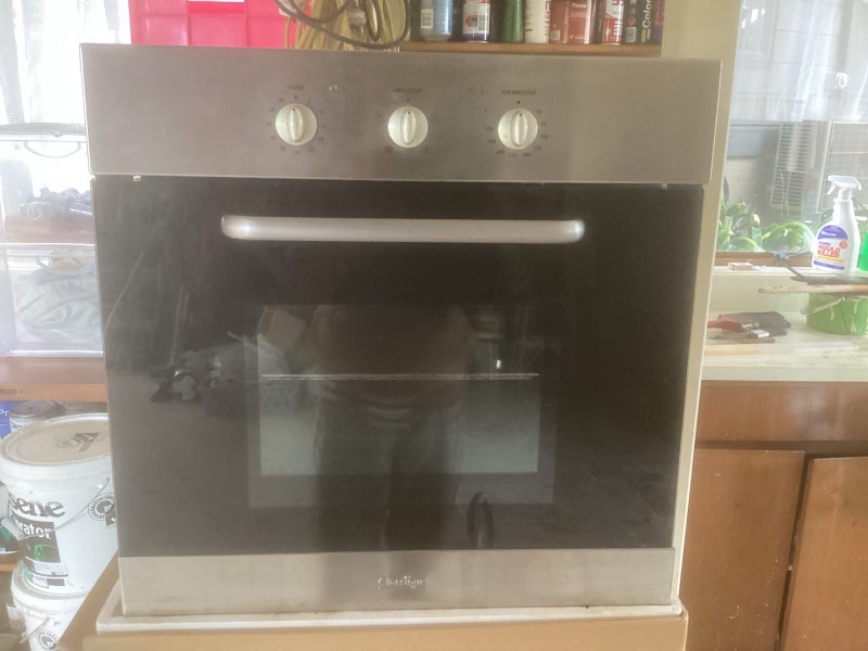 Oven, electric, fanforced, Classique Carousel 1