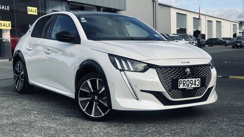 2022 Peugeot 208 GT EV PANORAMIC SUNROOF63613530574339113