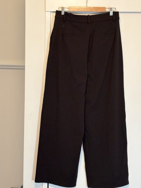 Lululemon Pleated Wide Leg Trousers s.1463617456451074111