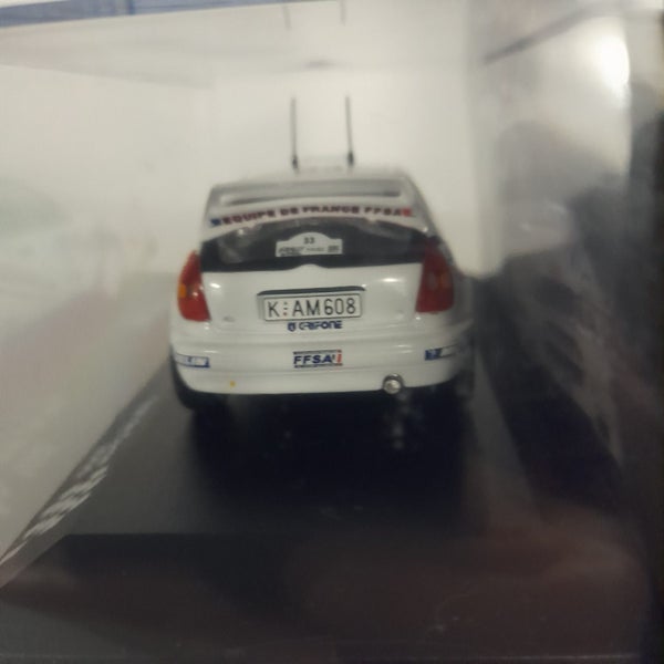 TOYOTA COROLLA WRC TOUR de CORSE 2000 1:43 SCALE Carousel 3