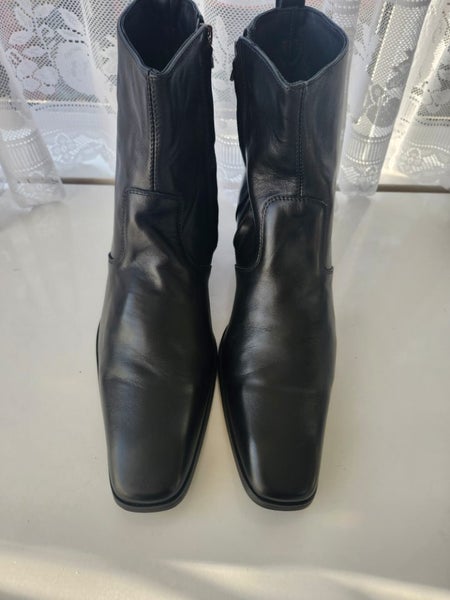 Chelsea Boots.63617766857474112