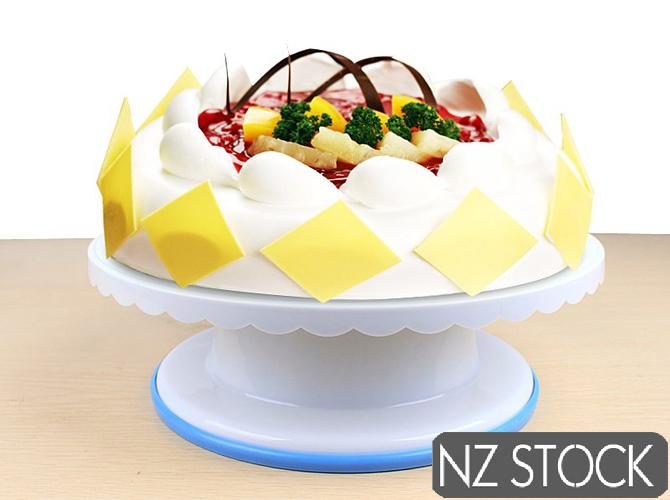 Cake Stand Carousel 2