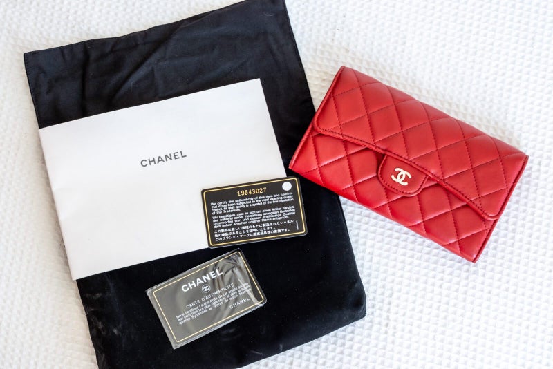 Authentic Chanel Red Quilted Wallet – Brand New w/ Authentic Card & Dust Bag63617468388739114