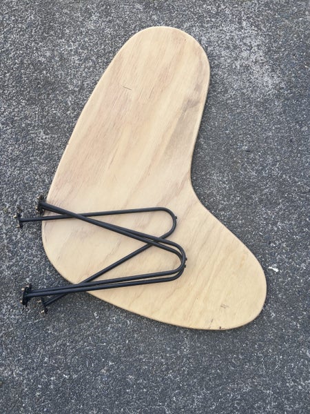 side kidney table Carousel 1