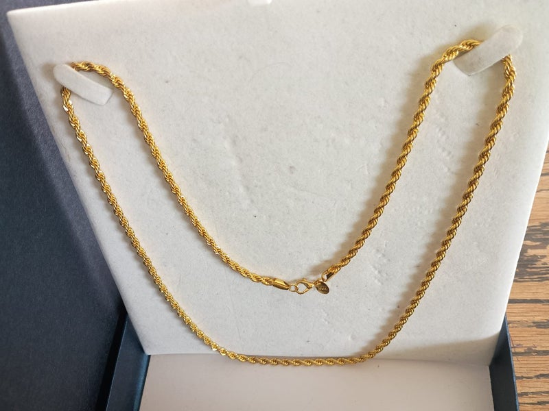 18K GOLD FILLED F ROPE CHAIN NECKLACE 72cm $2 Carousel 1
