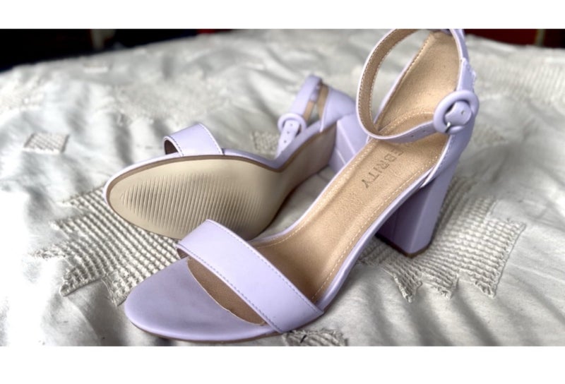 BULK lot women’s size 8-12 Carousel 1