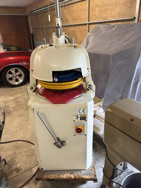 Divider/ Rounder Carousel 1