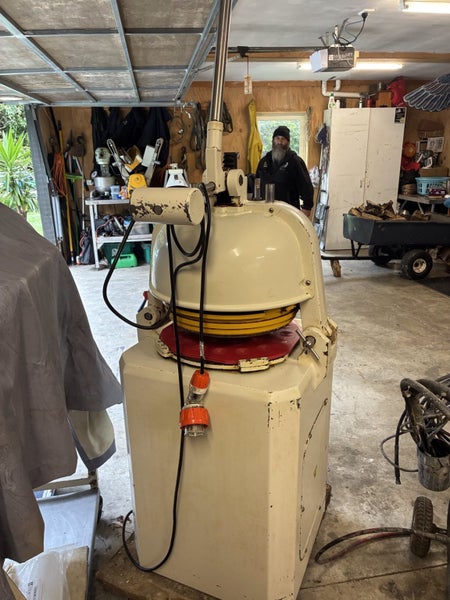 Divider/ Rounder Carousel 5